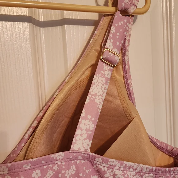 Lands' End Mauve Floral Faux-Wrap One-Piece Swimdress - Picture 4 of 4